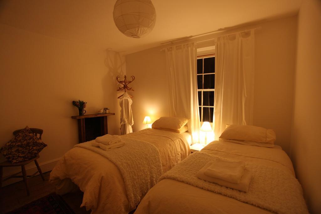 Bed and Breakfast Moon In The Apple Tree Glastonbury Camera foto